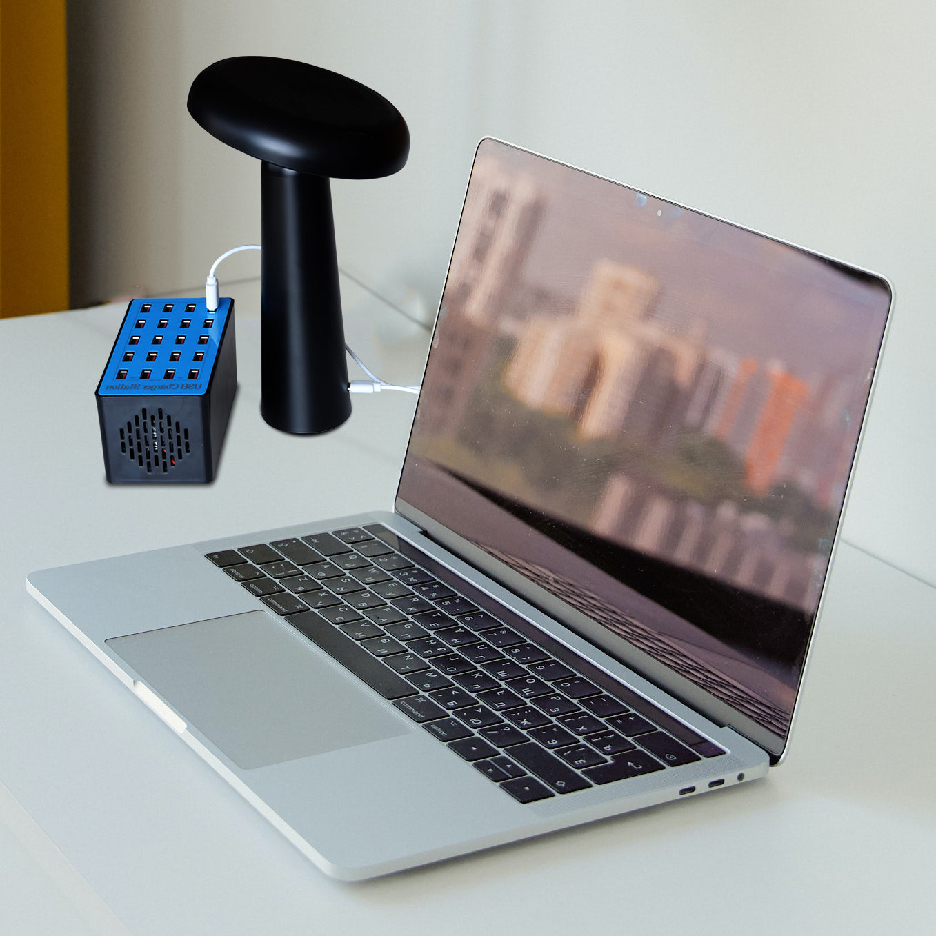 USB CHARGING STATION